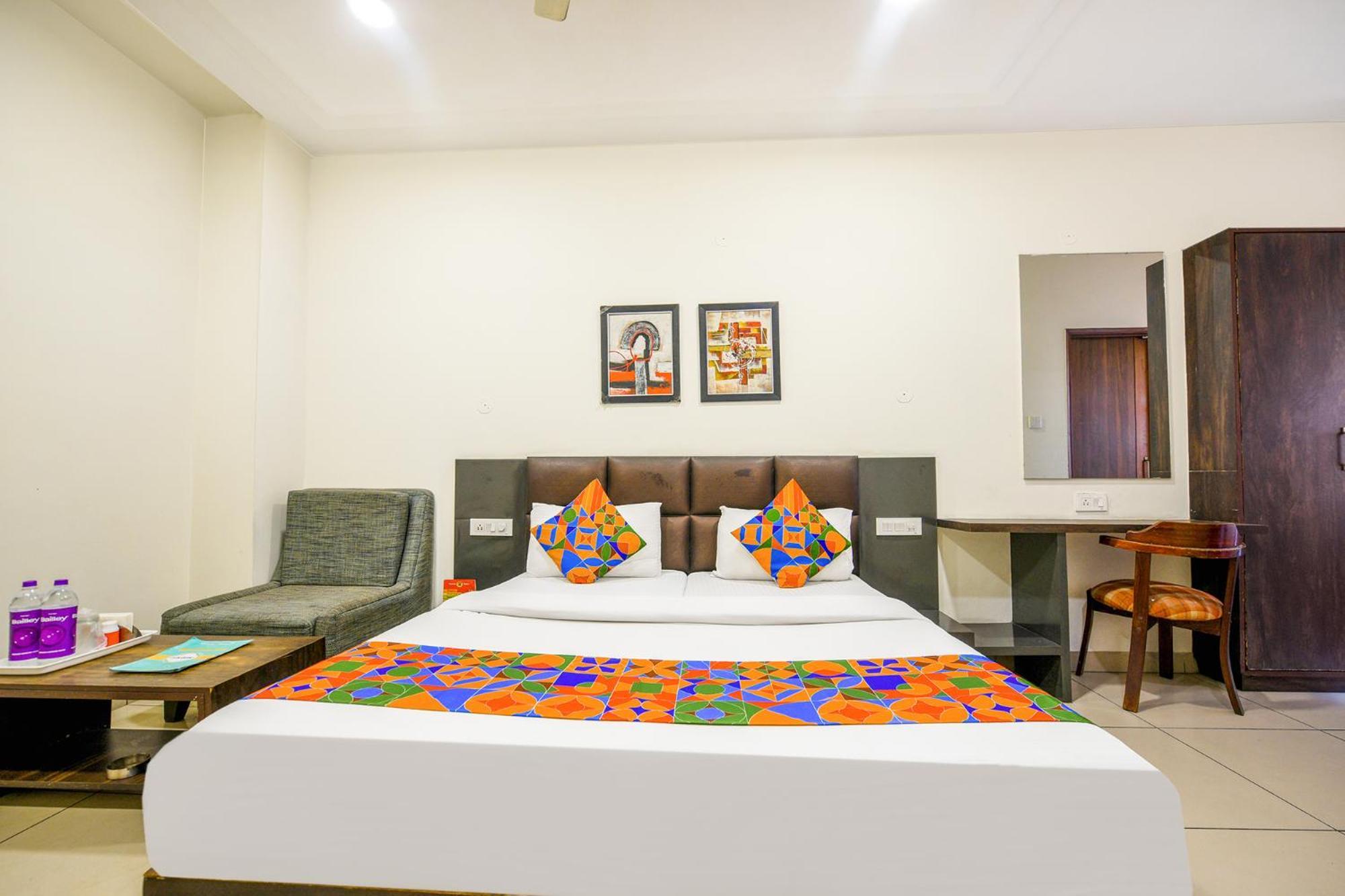 Fabhotel Nanda Ludhiana Exterior foto