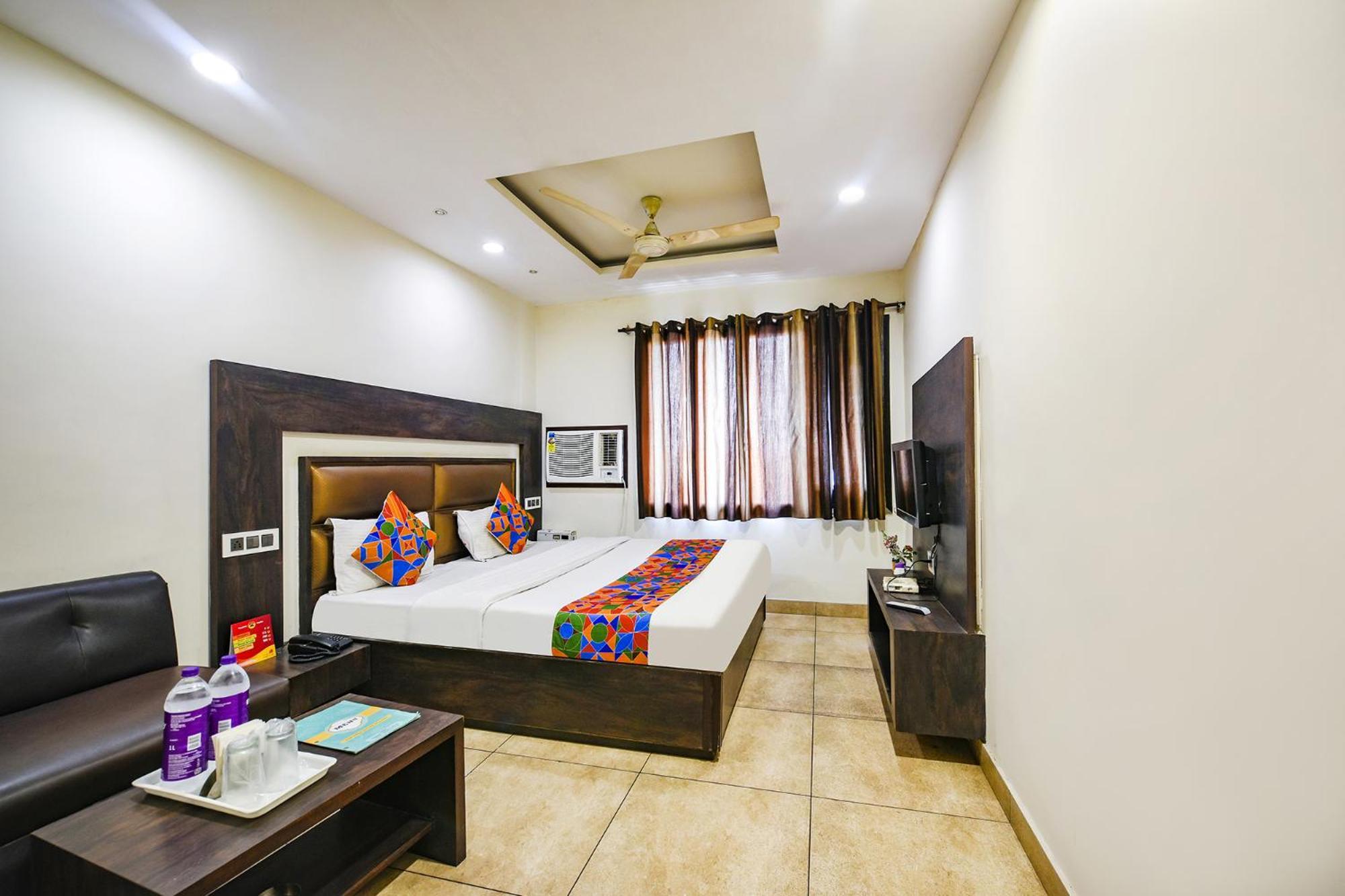Fabhotel Nanda Ludhiana Exterior foto