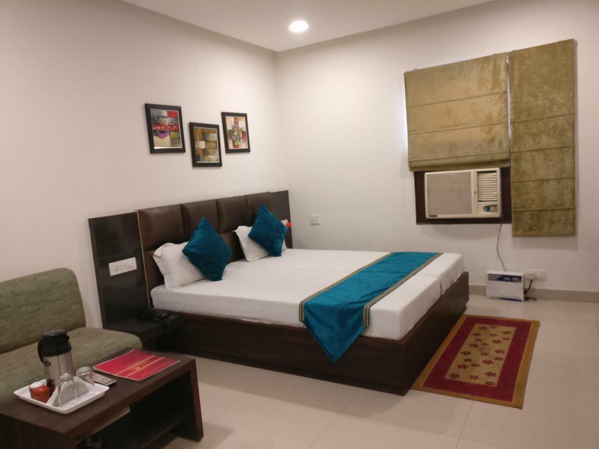 Fabhotel Nanda Ludhiana Exterior foto