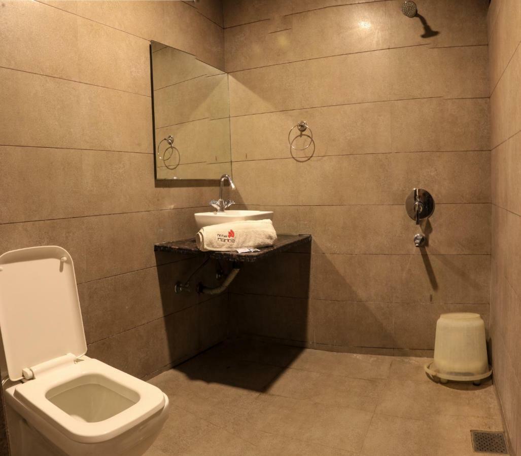 Fabhotel Nanda Ludhiana Exterior foto